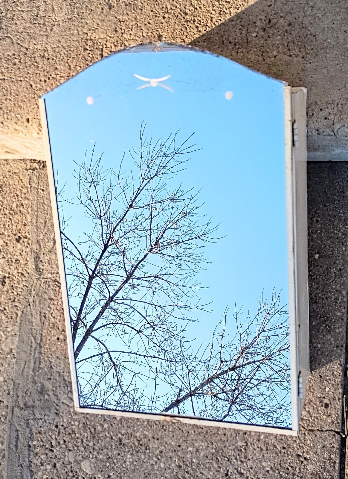 Vintage Metal Wall Mount Medicine Cabinet Arched Door Mirror Etched Lines & Dots