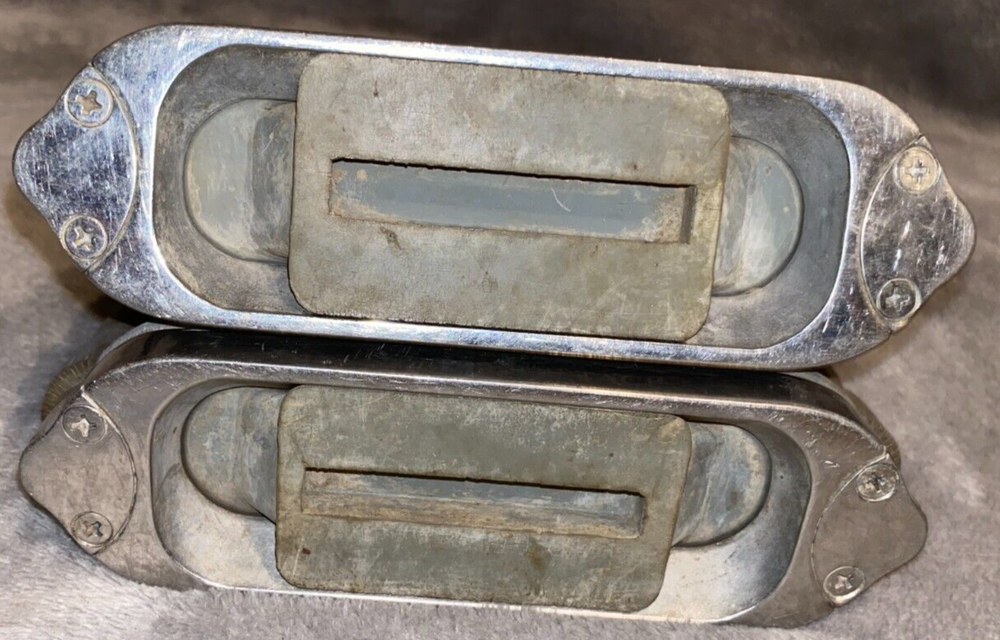 4 1/2'' STATE LINE TACK FLEX STIRRUP ENGLISH IRONS