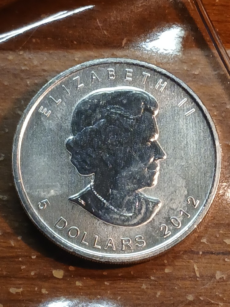 2012 Canada Silver Maple Leaf