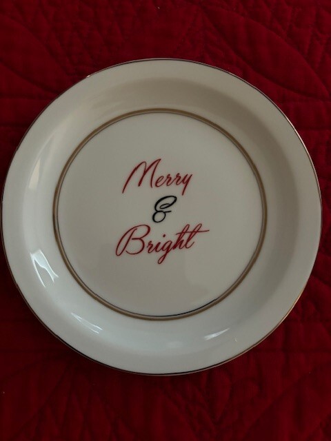 Pottery Barn Merry & Bright Appetizer Plates (4) New