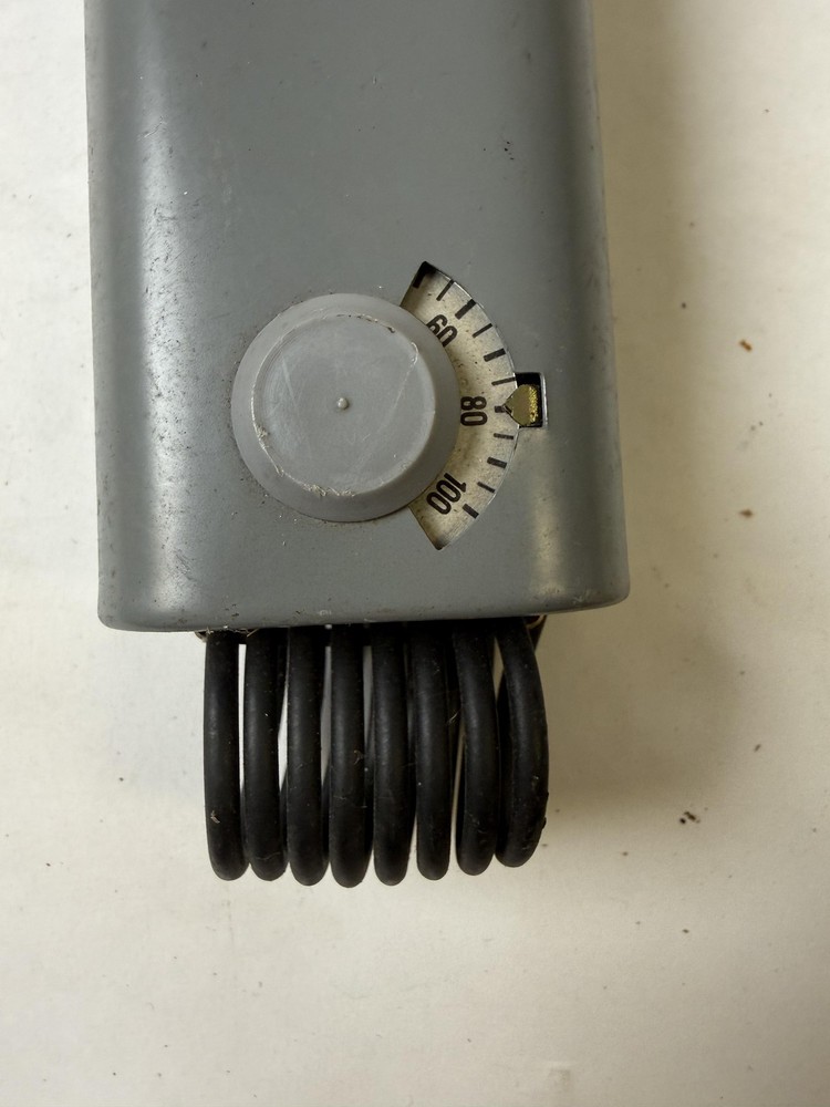 Johnson Controls PENN Temperature Control Thermostat 60-100F HVAC Sensor Switch