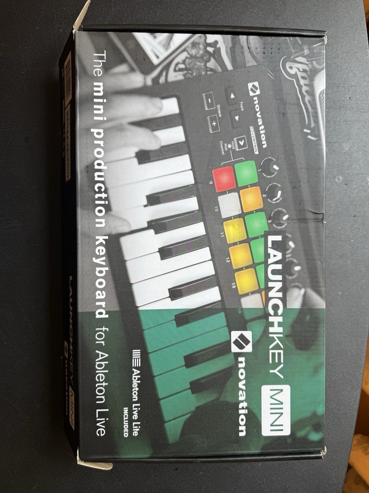 Novation Launchkey Mini MK2 25-Key Midi Controller for Ableton Live