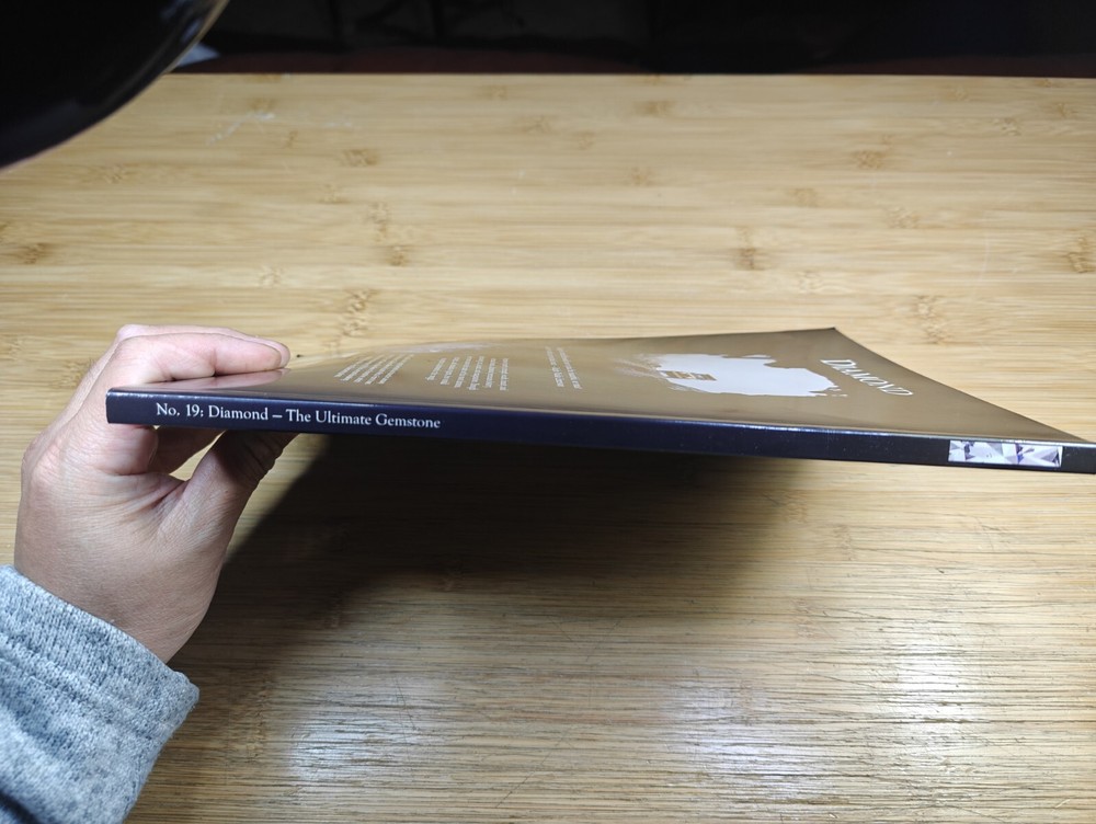 Diamond - The Ultimate Gemstone Lithographie LTD No.19