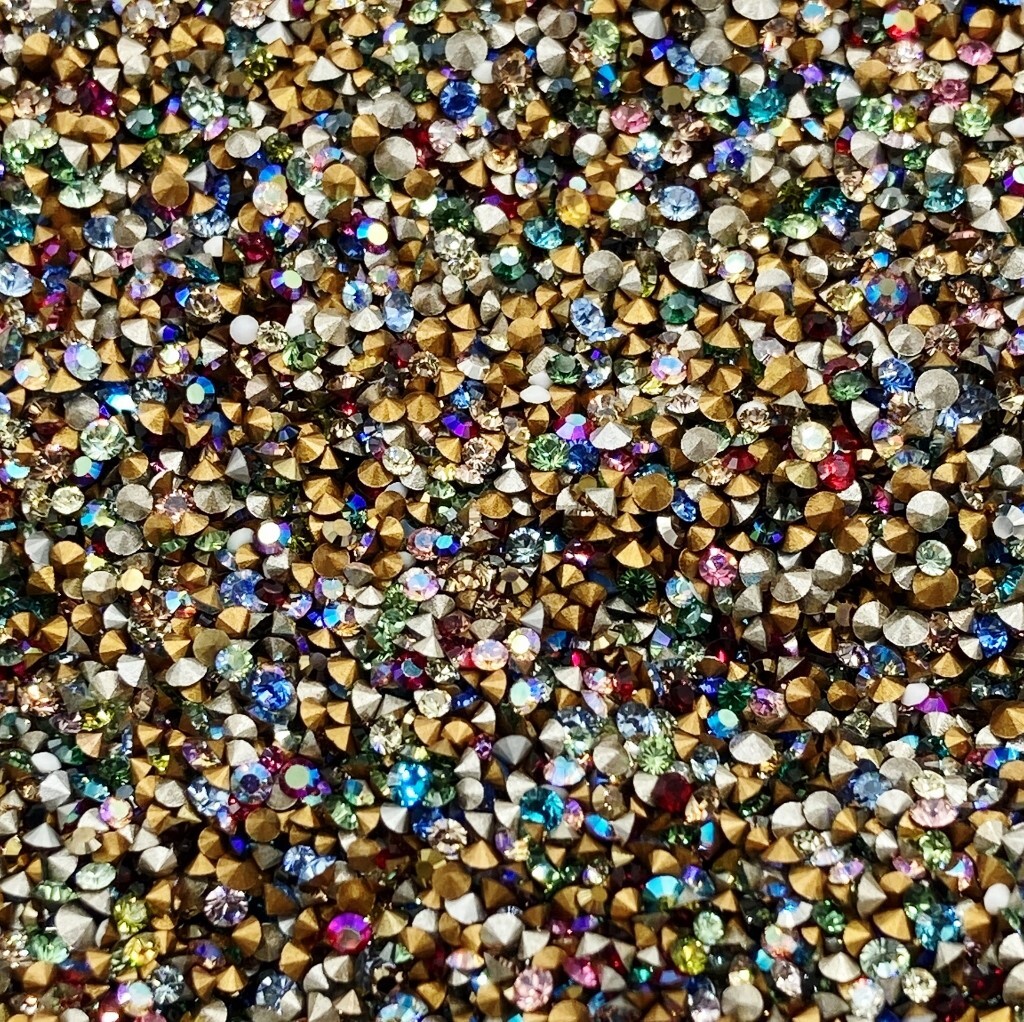 400 Vintage Swarovski Crystal 1mm. To 2mm. Tiny Rhinestones - Jewelry Repair J48