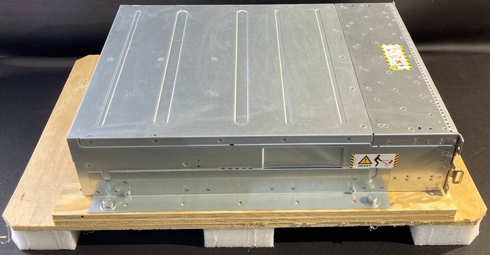 Dell EMC VNX5400 Series Storage Area Network Array Chassis / 100-563-693