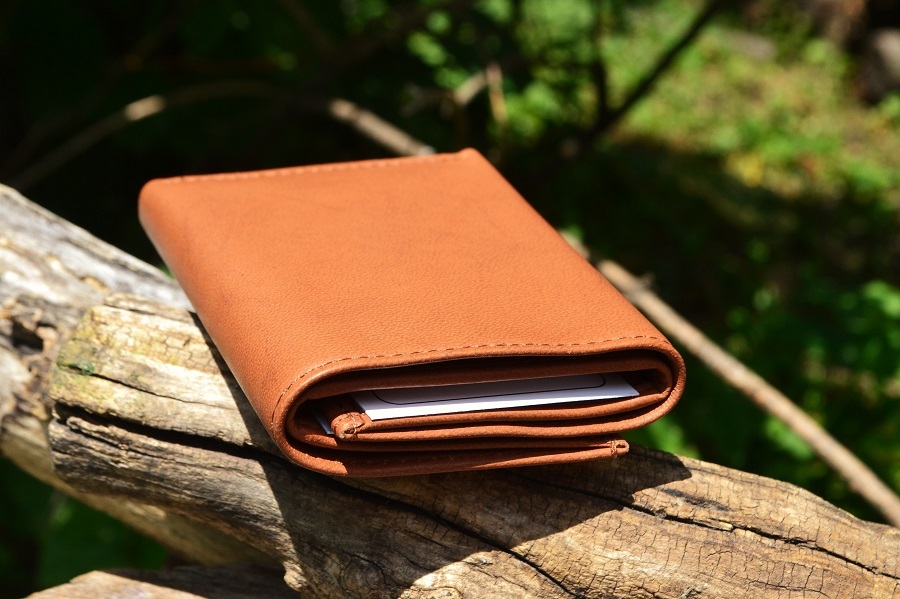 Masonic Tan Leather Tri-Fold Wallet - RFID Protected - Square and Compasses