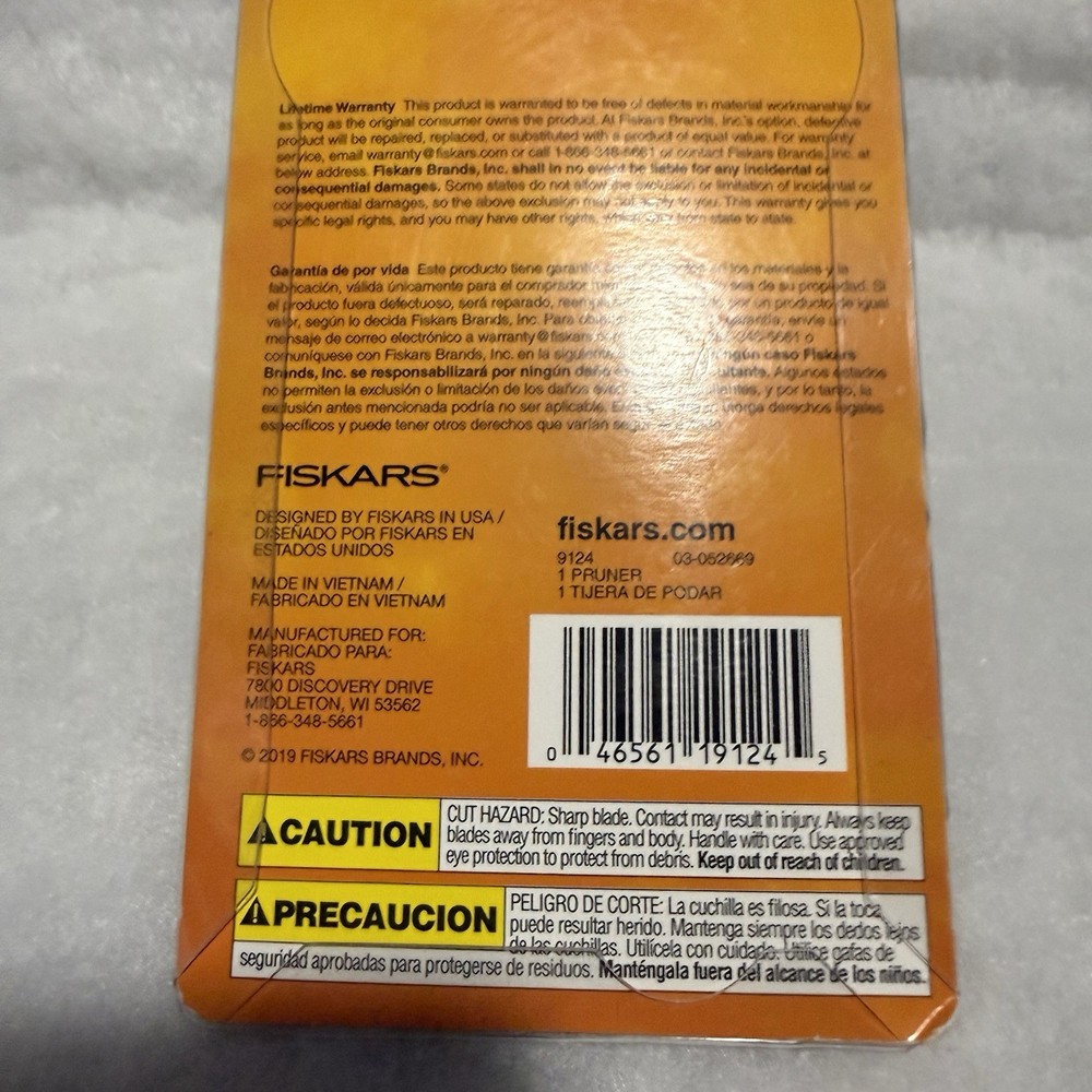 Fiskars Professional Bypass Pruner - Item #9124