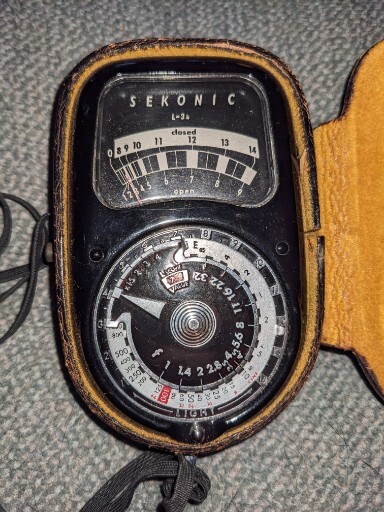 Sekonic L-3b Light Meter - GOOD