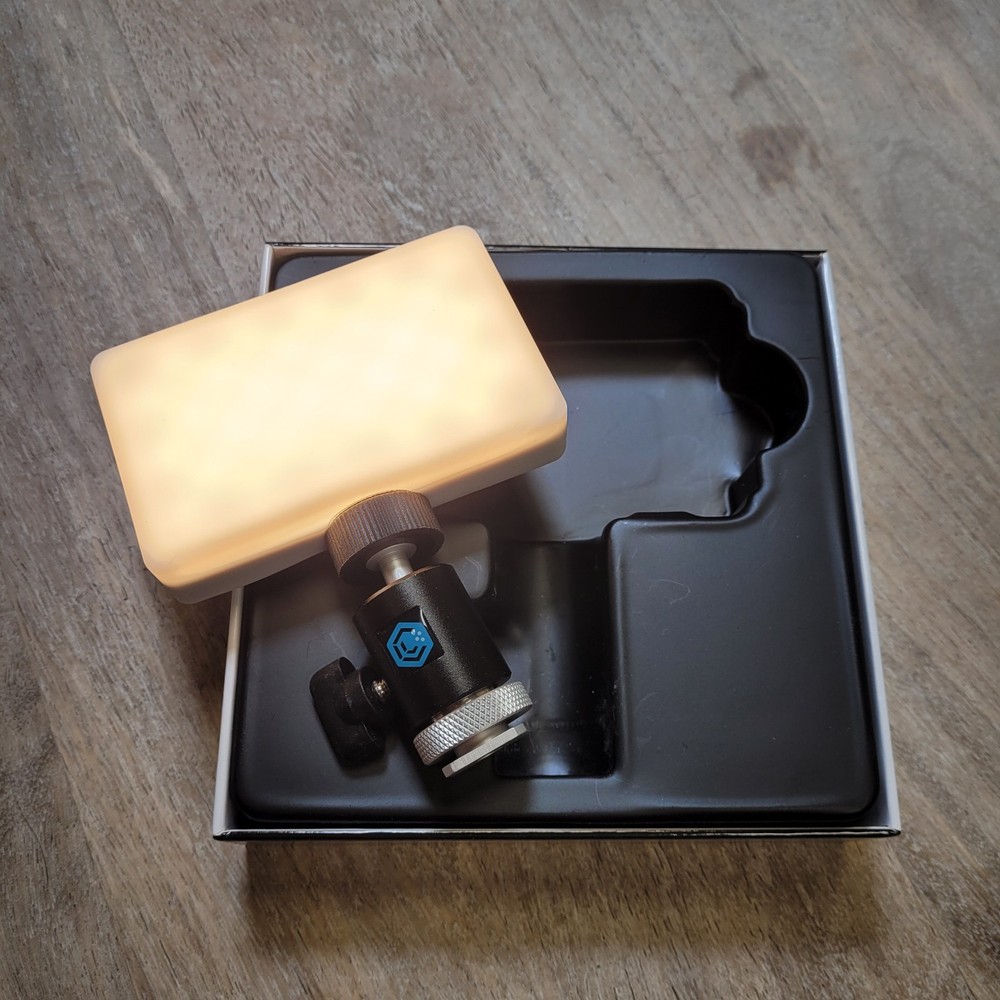 Lume Cube Panel Mini On Camera Full Spectrum LED Light Video Camera