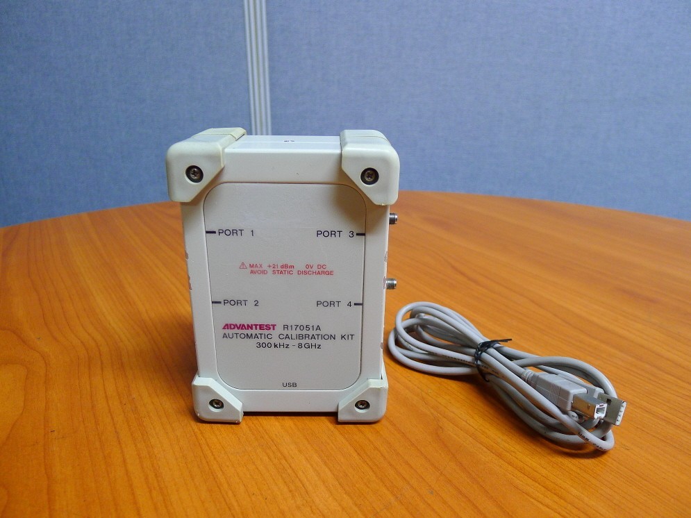 Advantest R17051A Automatic Calibration Kit 300kHz~8GHz for Network Analyzer