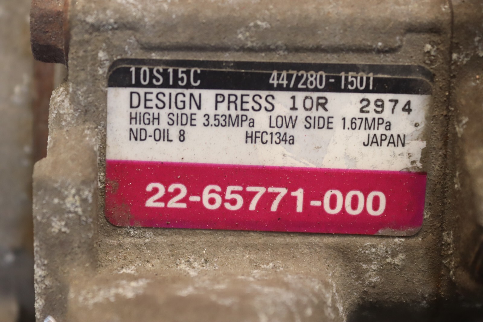 13-17 FREIGHTLINER CASCADIA EVOLUTION DD15 A/C AIR COMPRESSOR 22-65771-000 OEM