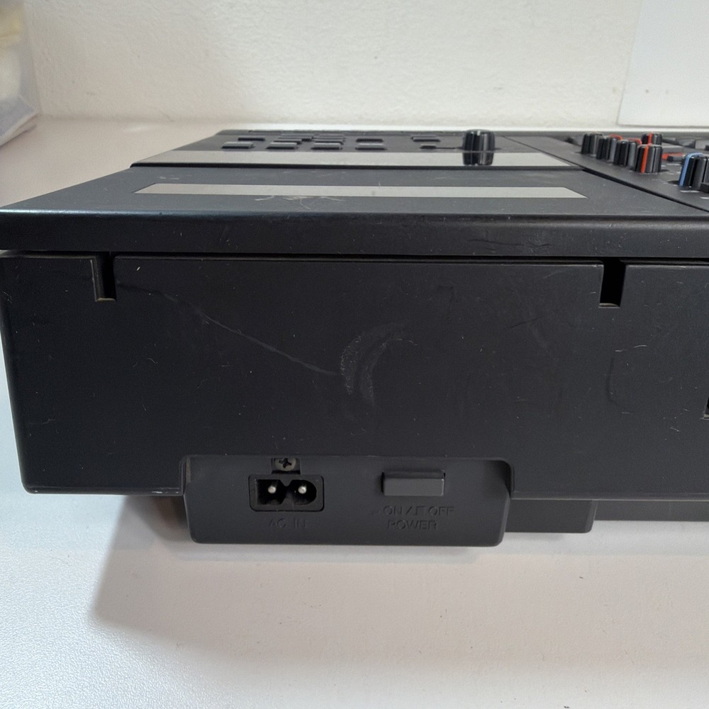 Yamaha MT4X Multitrack Cassette Recorder. Tested powers on functionality unknown