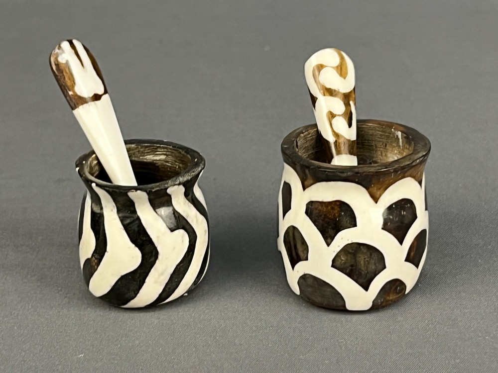 2 African Batik Bone 1 1/2" Open Salt Cellars w/ Spoons: EUC
