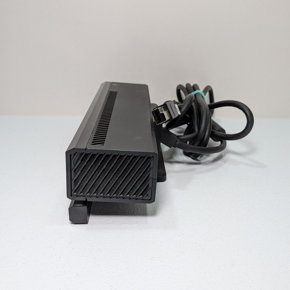Microsoft Xbox One Kinect Sensor 1520 Black W/ TV Mount
