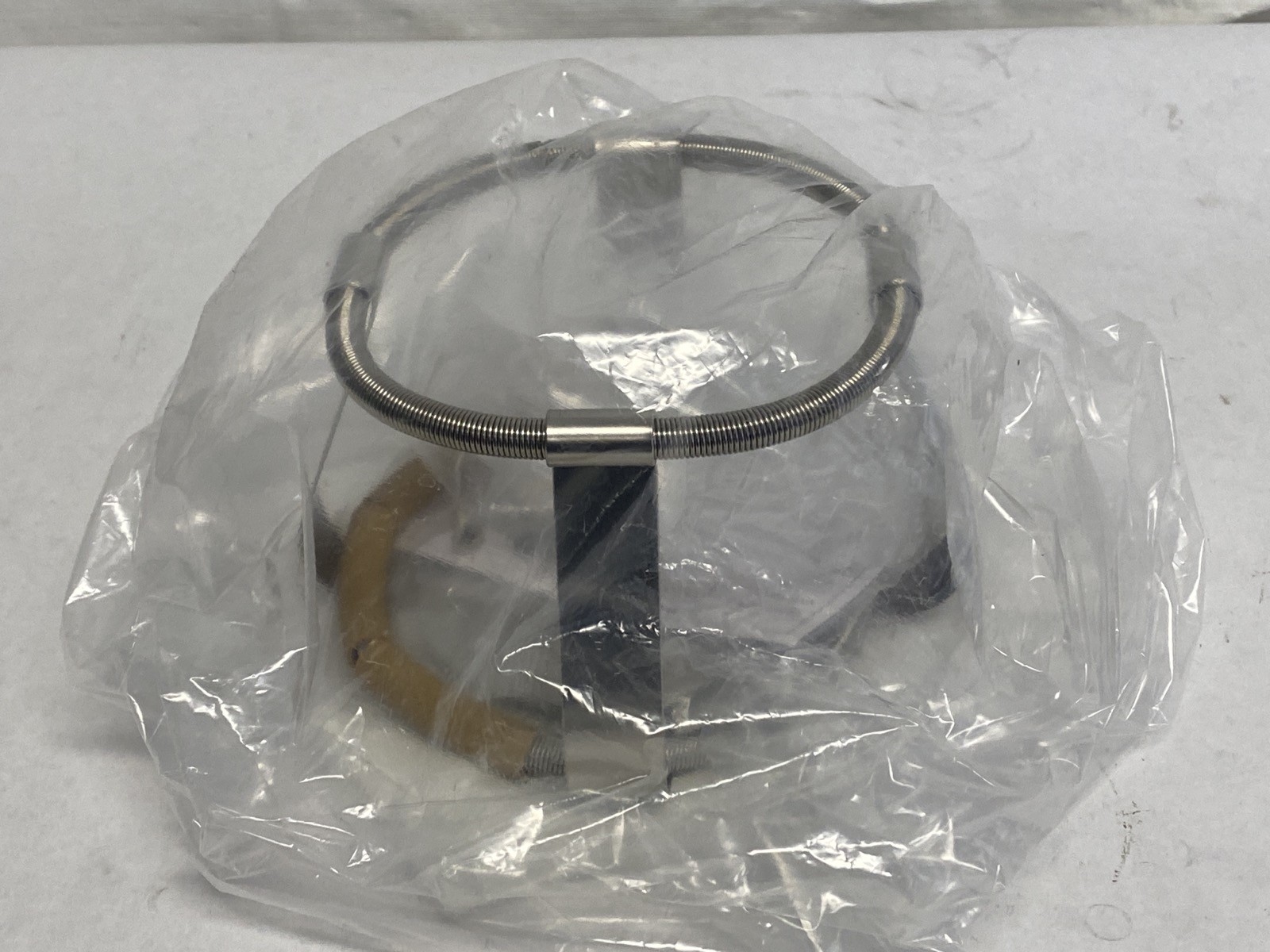 New EPPENDORF 2000mL Erlenmeyer Lauber Clamp Spring Retainer M1190-9005