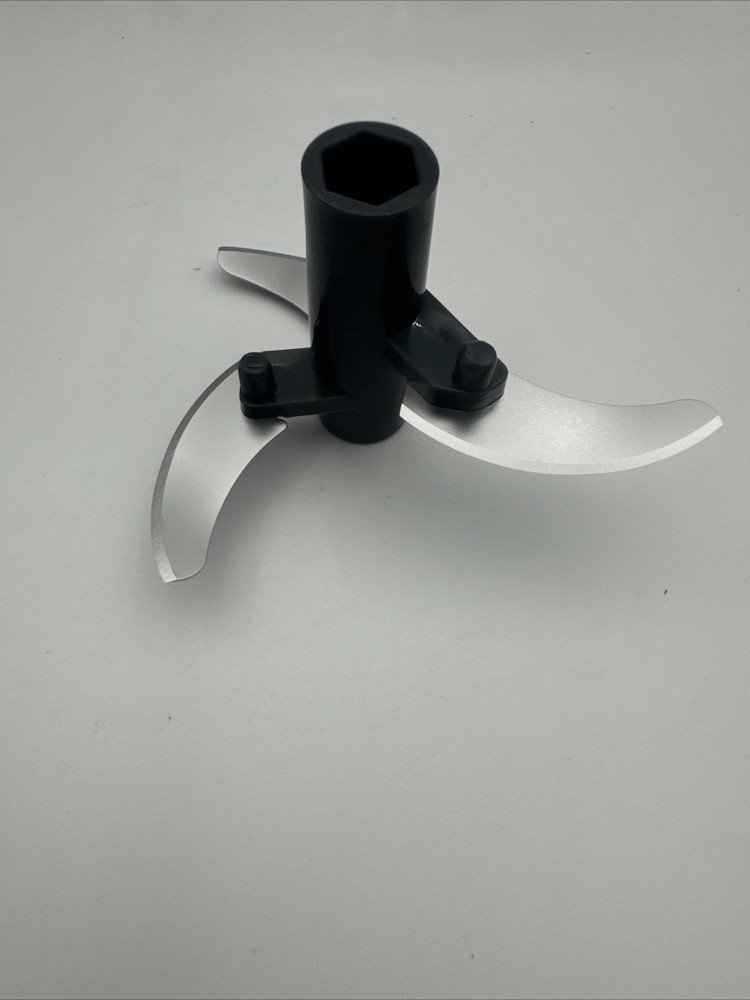 Compact Manual Food Chopper