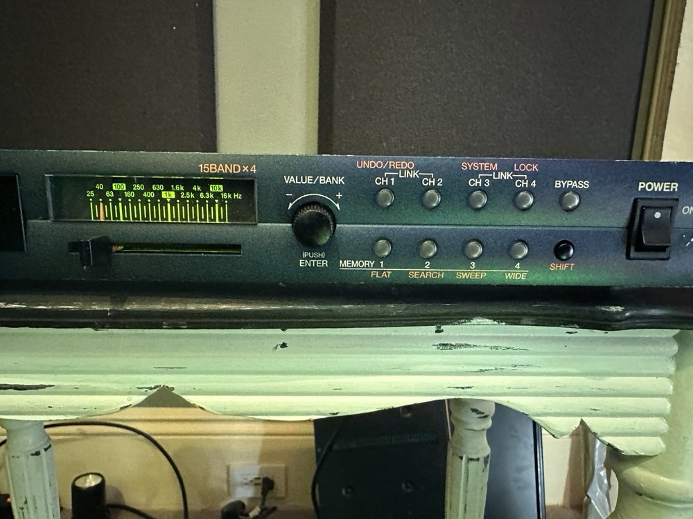 Roland SRQ-4015