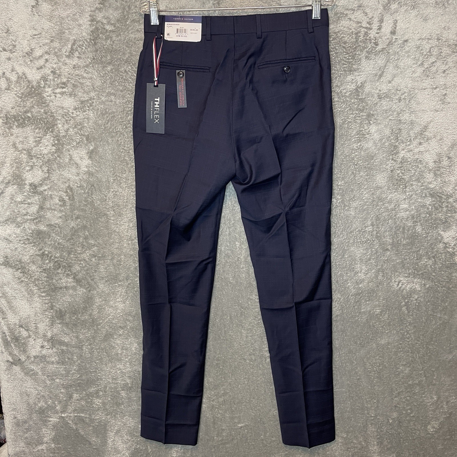 Tommy Hilfiger Mens Modern Fit TH Flex Stretch Solid Performance Pants Navy