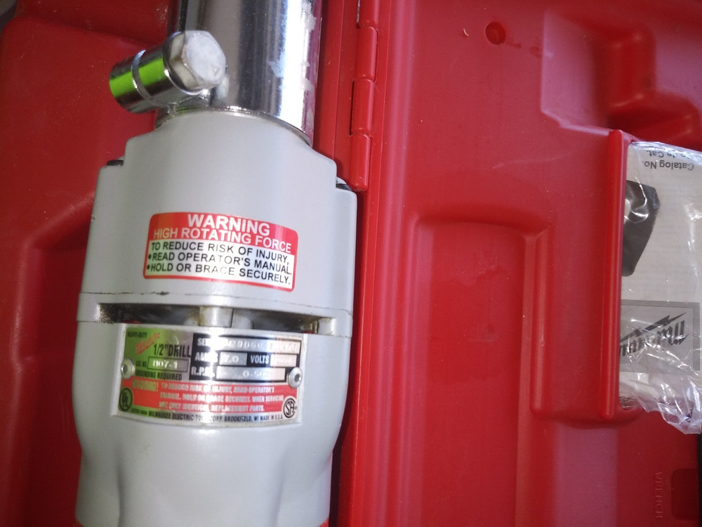 Milwaukee 1/2in Right Angle Drill Kit, 3107-6 variable speed, forward, reverse