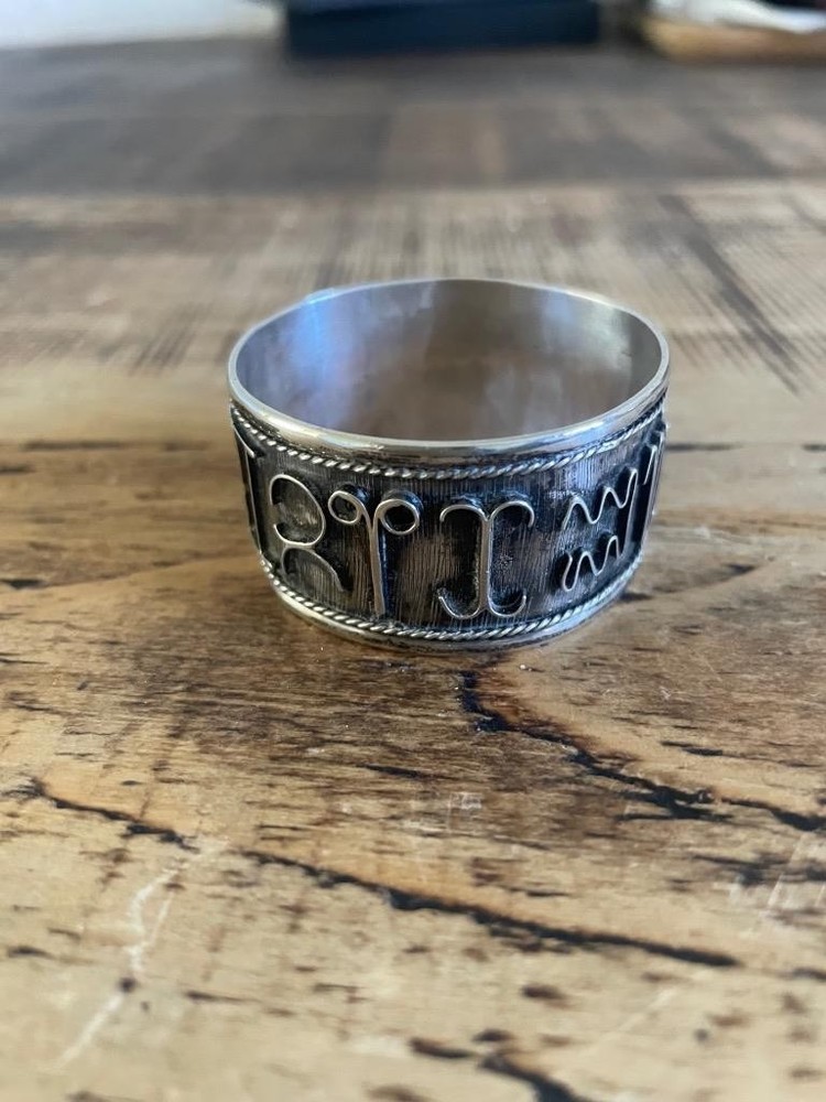 SILVER NAPKIN RING 15.9g