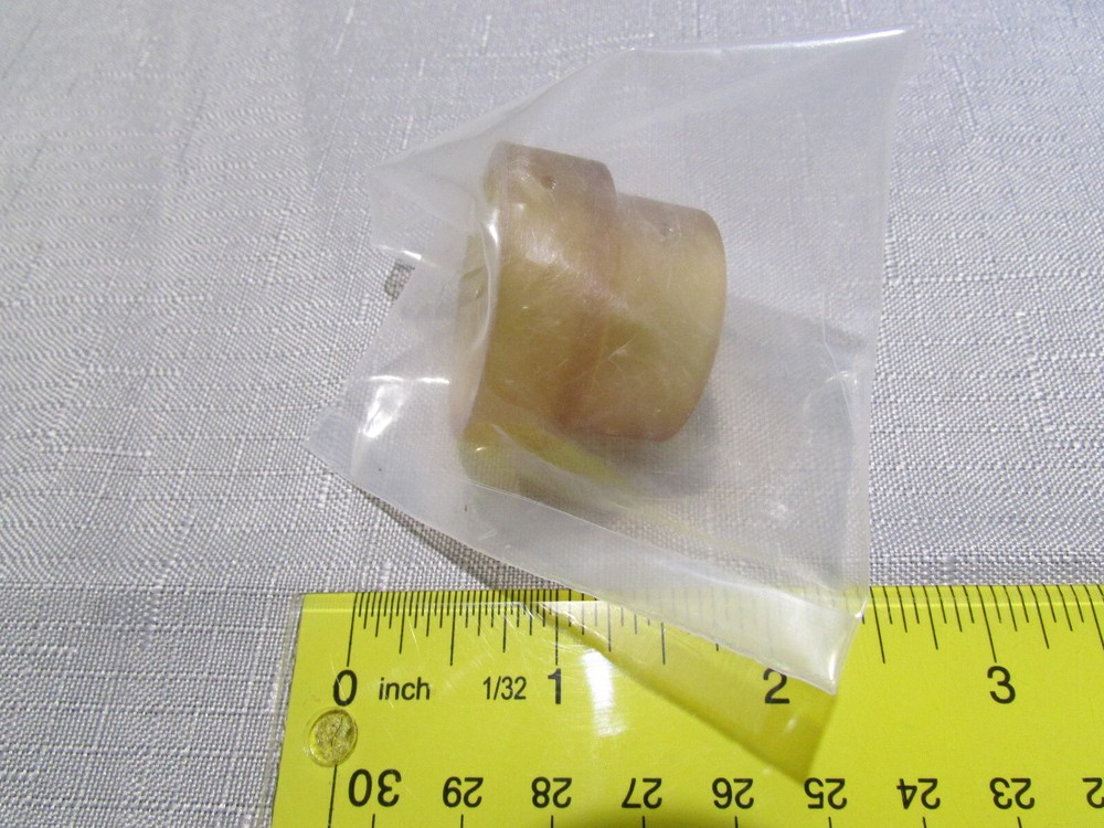 Thorlabs Camera Mount, Ultem, CS1280 Rev. A