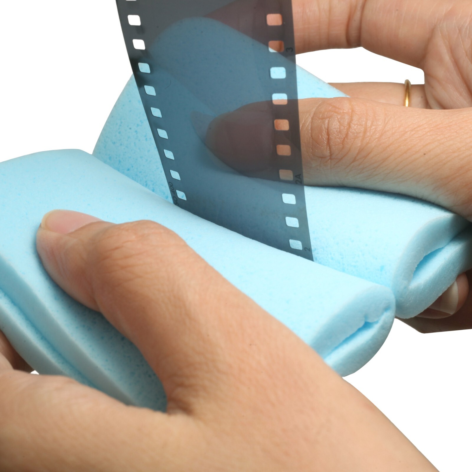 2pcs Film Cleaning Sponge Wipe Water Stain Darkroom Negative Photo Development