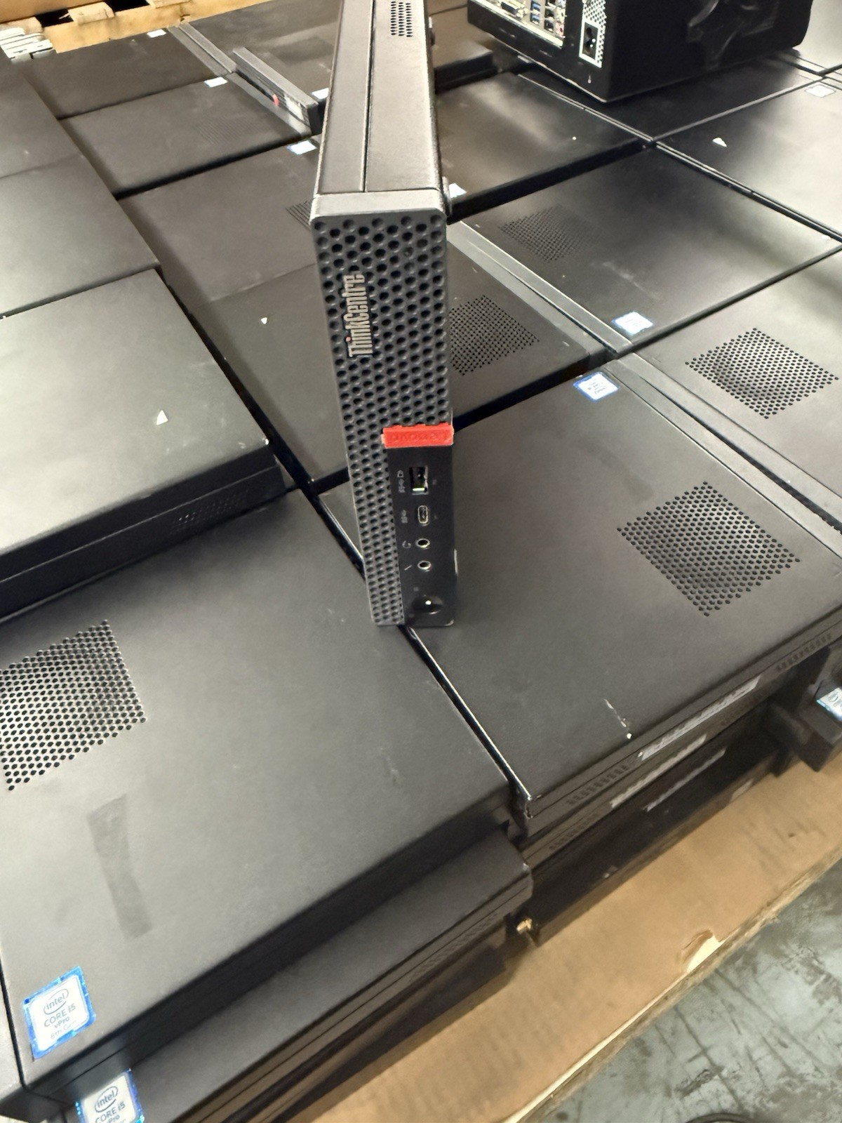 lenovo thinkcentre m920x Tiny (32gb Ram i5 8500)