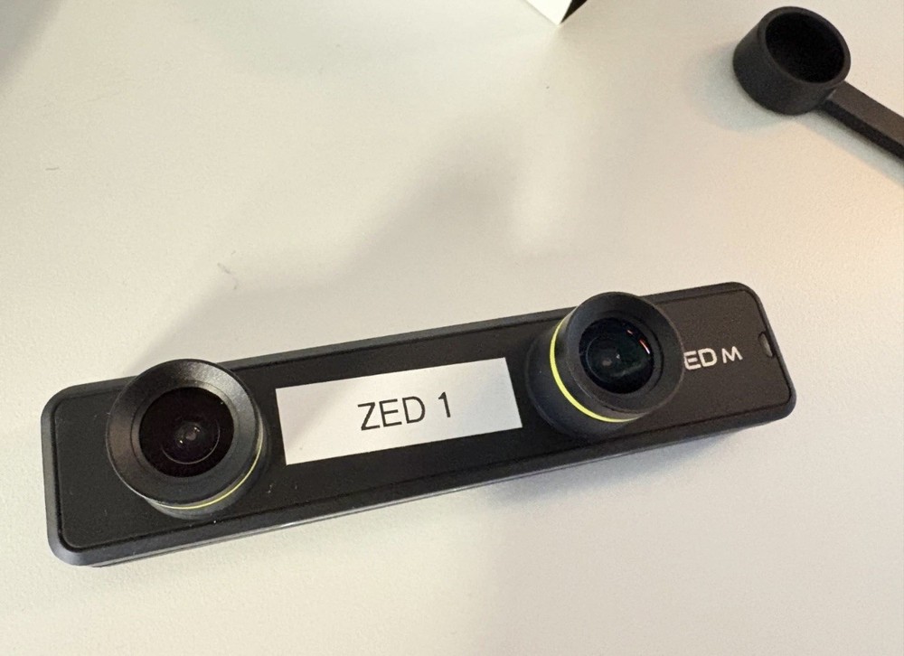 ZED Mini – stereo depth camera for AR/VR, mixed reality & robotics
