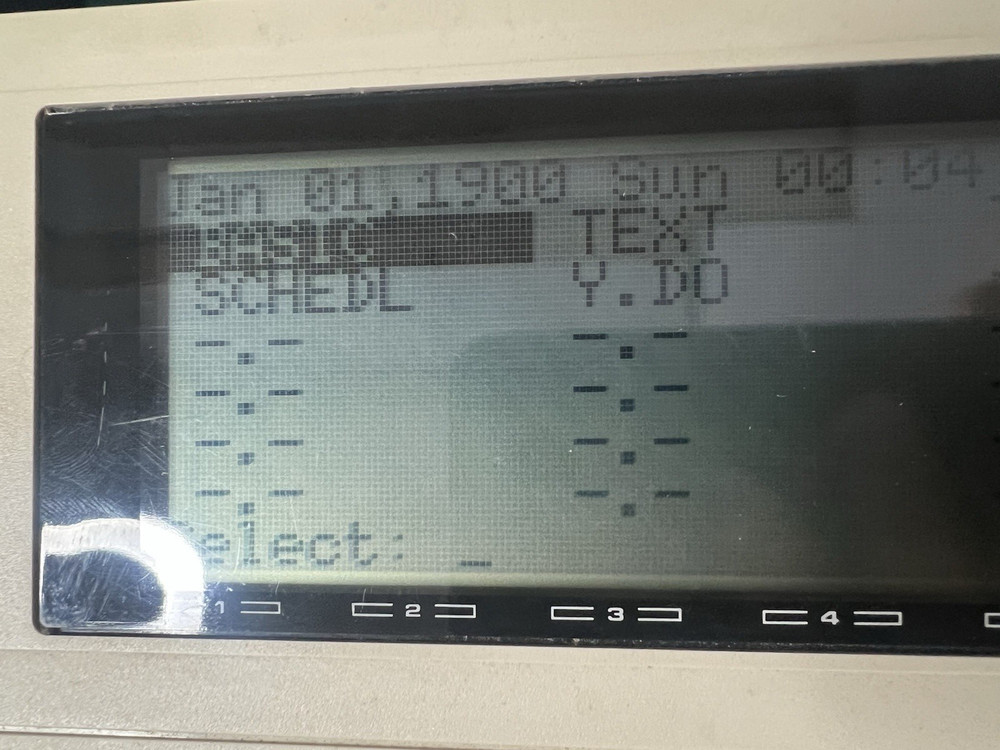 Radio Shack TRS-80 Model 100 Portable Computer. Works Great.
