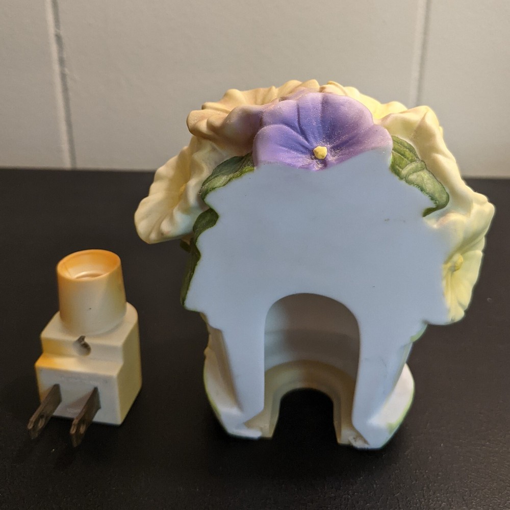 Vintage Bisque Pansy Basket Nightlight