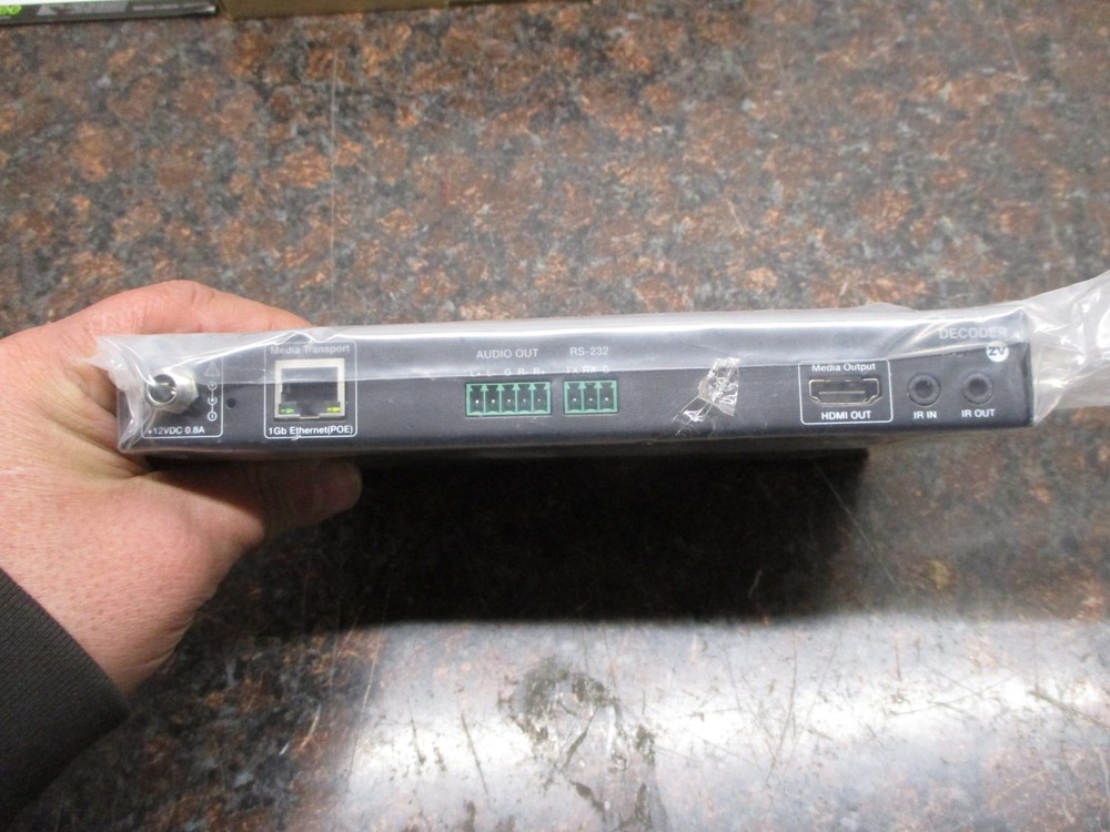 NEW ZeeVee ZyPerUHD-D ,4K Over IP Digital Video Distribution Decoder Complete