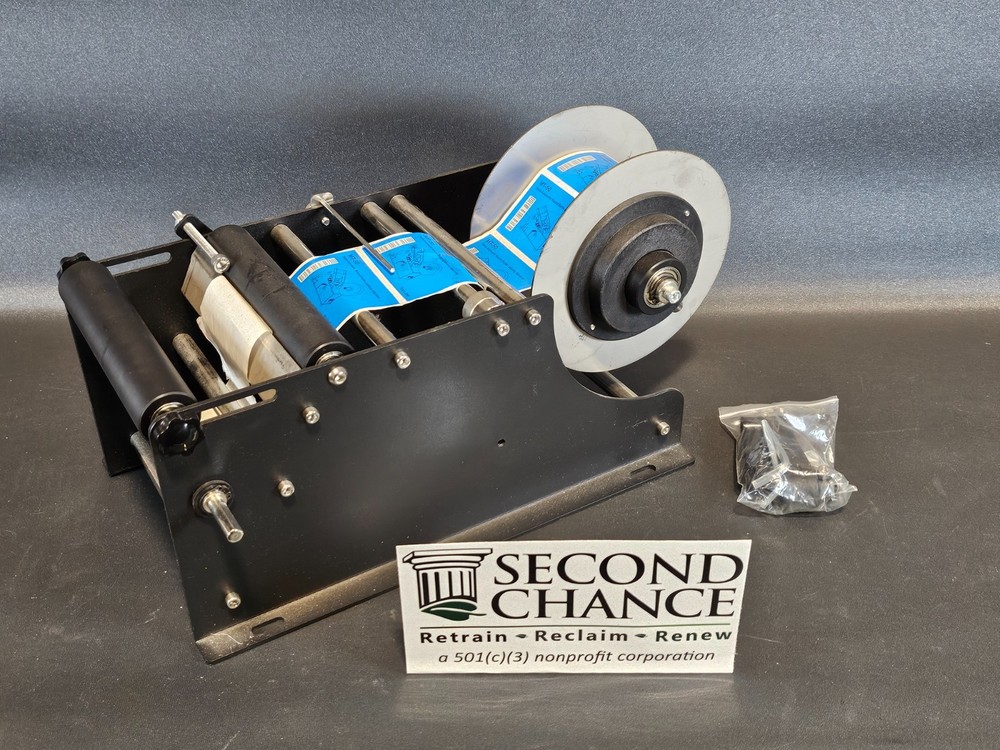 Manual Round Bottle Labeler