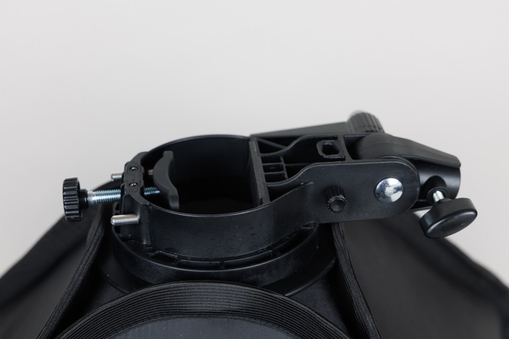 Neewer Speedlite Flash Mounts & Softboxes