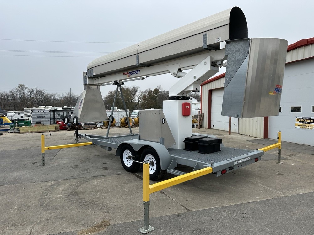Trash Rocket TR-5000 Trailer mounted hydraulic trash chute extends 50'