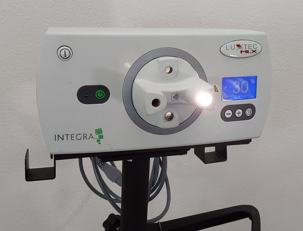 Integra Luxtec MLX Light Source W/ Rolling Stand & Powercord