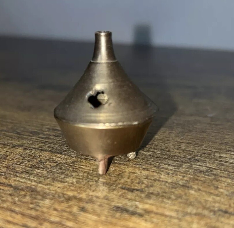 Vintage Small Brass Incense Burner Holder mesures 1 1/2" tall, Made in India