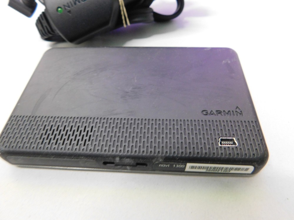 Garmin nuvi 1300 tested powers up