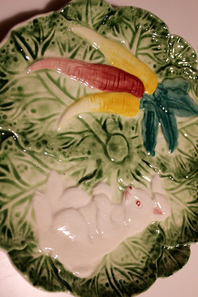 Bunny Lane Strata Group Salad Plates (2) 8 1/4" Cabbage Shape Easter Philippines