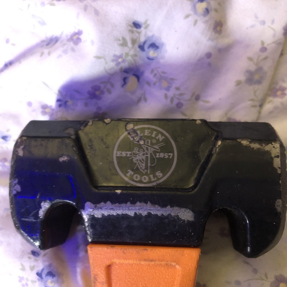 Klein Tools Linesman Milled-face Hammer. 36 Oz