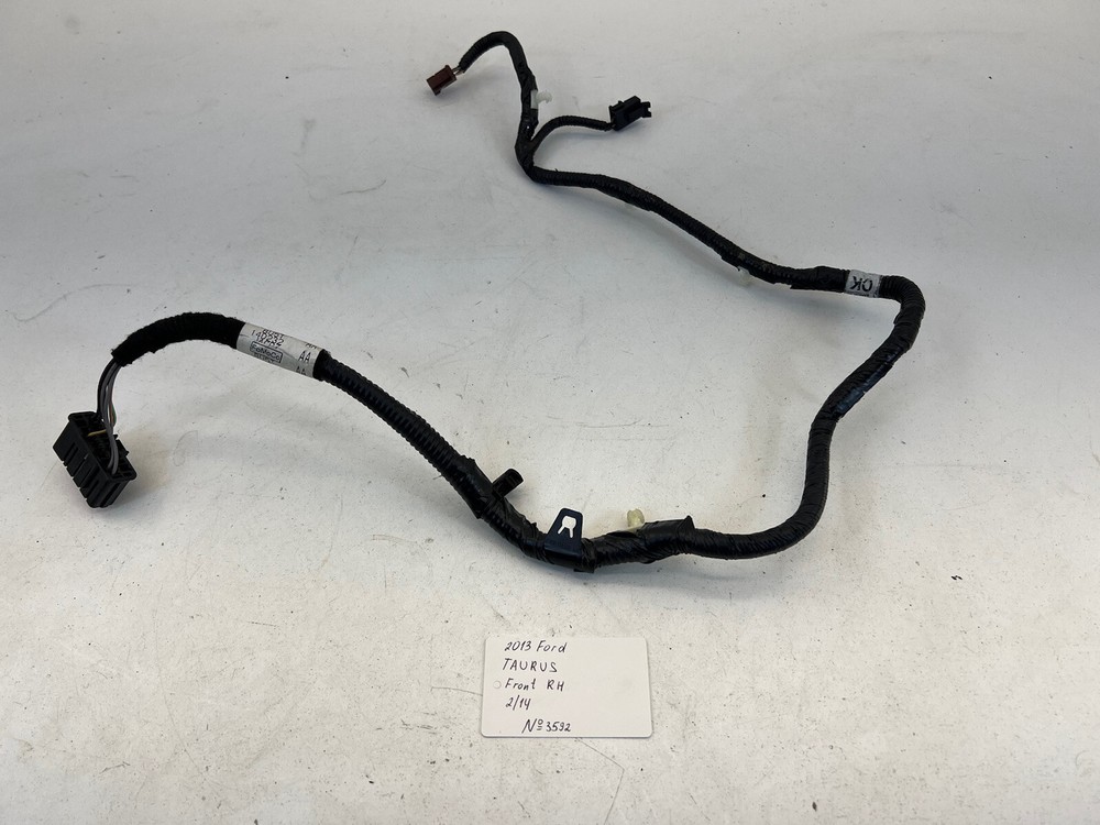 2013-2016 Ford Taurus Front Right Seat Wire Harness OEM.