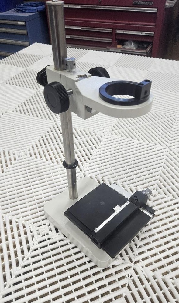 Keyence VH Microscope Stand with X-Y Table