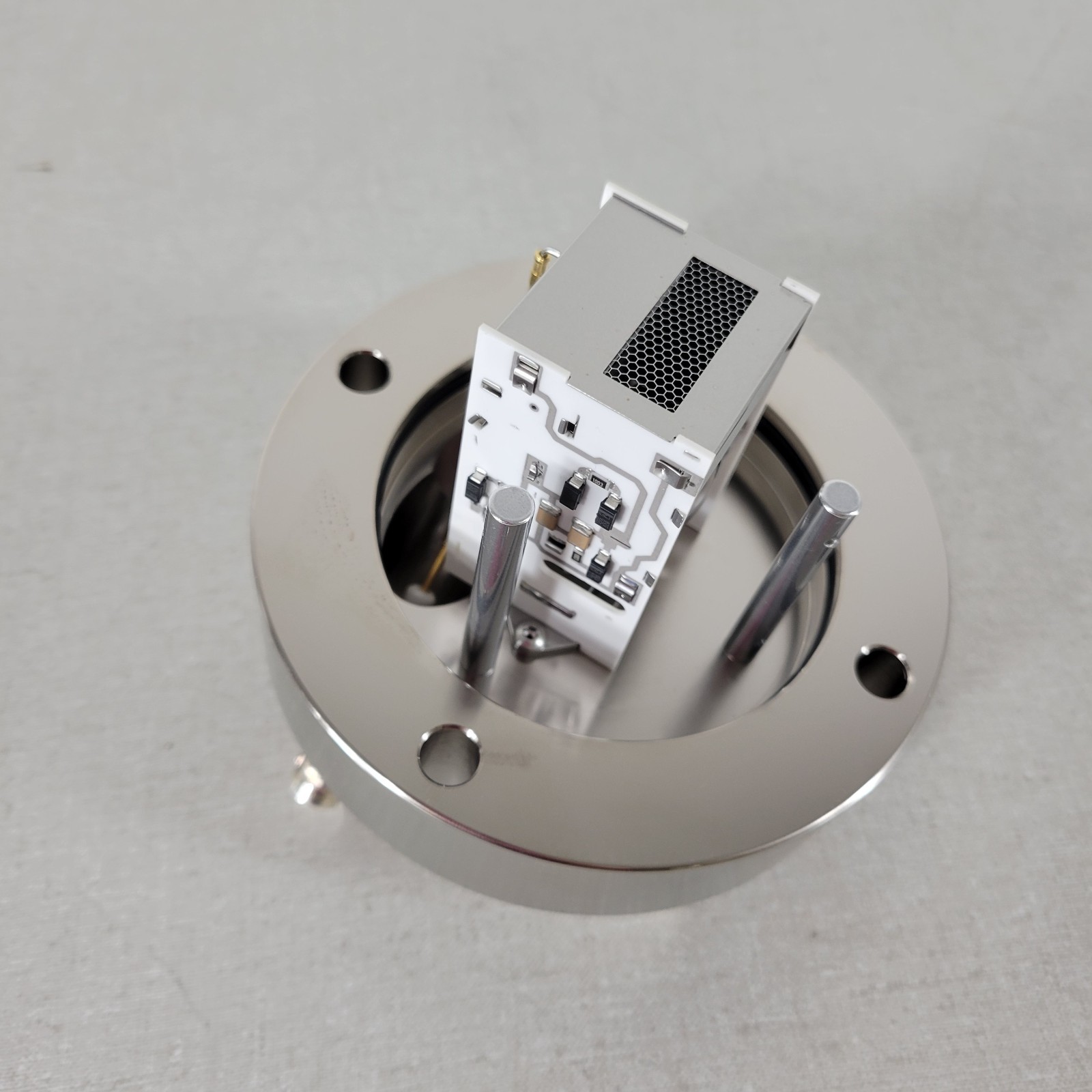 Lot of 2 Bruker UHV-Compatible XY Stage High Vacuum Mass Spectrometer Chamber