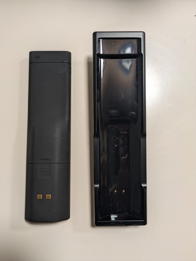 Control4 SR-260 Remote USED with Cradle. Read Description.