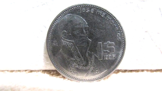 Qty 32 Assorted Mexican Coin Lot