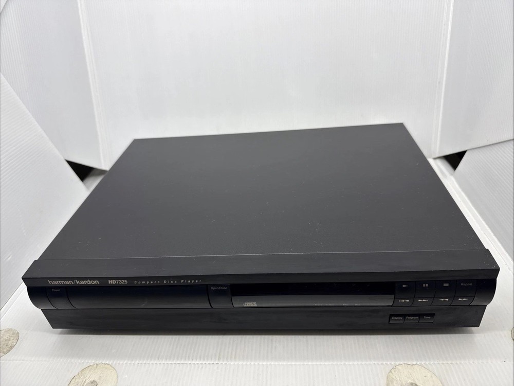 HARMAN KARDON HD7325 COMPACT DISC CD PLAYER - NO REMOTE - TESTED