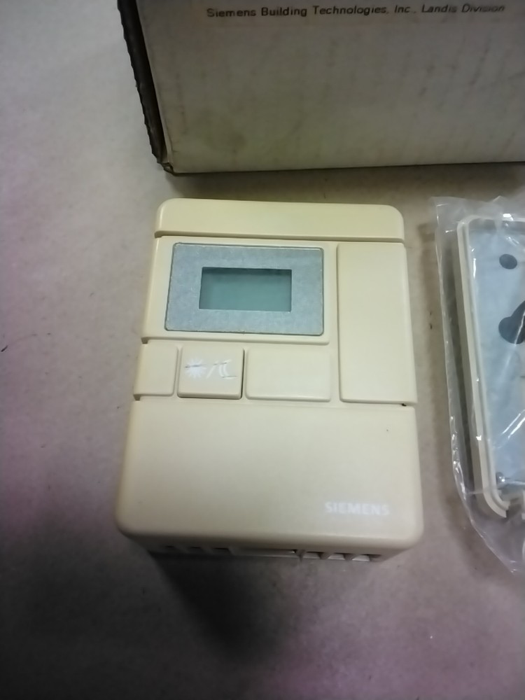 SIEMENS 540680FA Electronic Room Sensor w/Setpoint