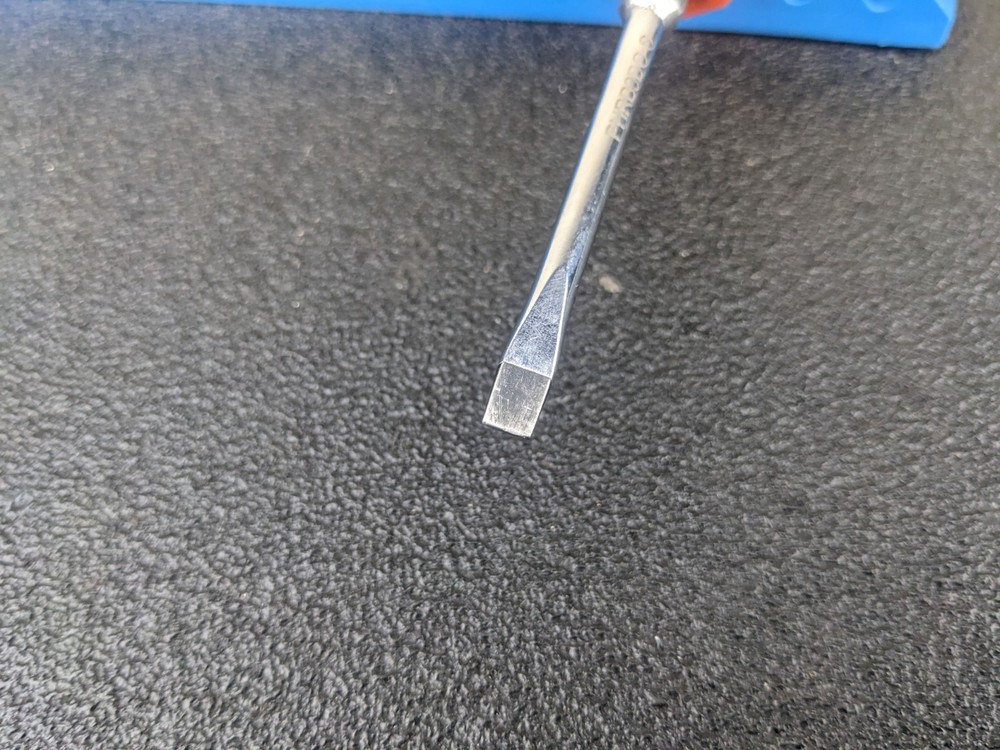 #bl242 Mac Tools 3" Screwdriver PHRB3DO-S ORANGE Handle