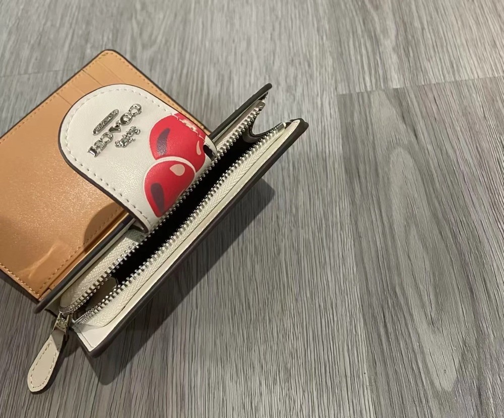 Coach Medium Corner Zip Wallet With Cherry Print Chalk Multi CZ762 with Box