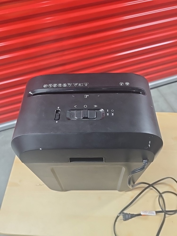 Fellowes 8 Sheet PowerShred LX41 Micro-Cut Shredder