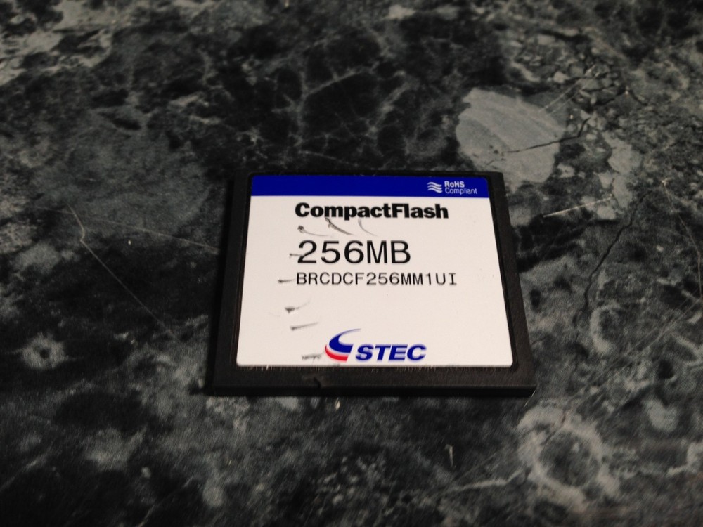 CompactFlash 256MB BRCDCF256MM1UI 080619-FL4-007